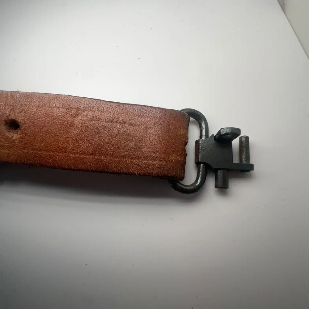 VTG Smith &‎ Wesson Rifle Sling Leather Brown Metal Swivle Brass Chicago Screws